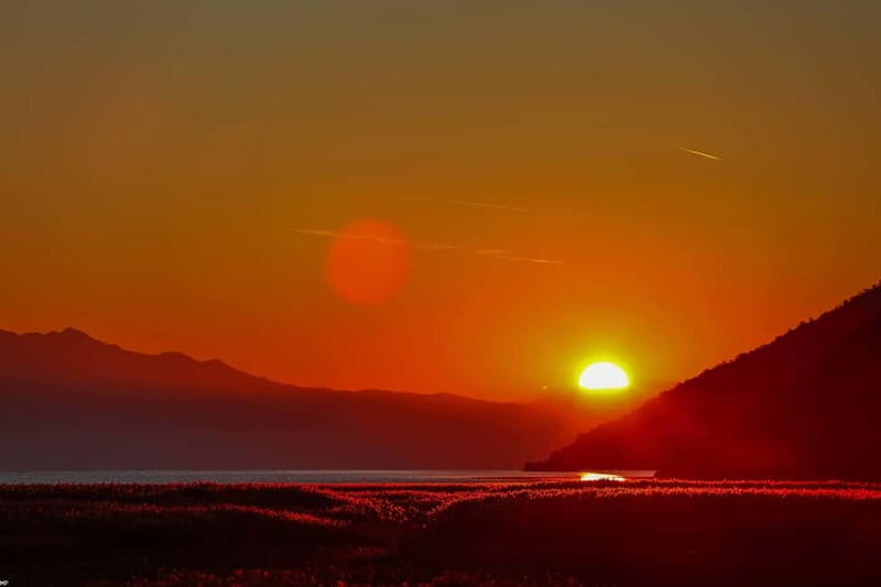 2h ROMANTIC SUNSET TOUR - What’s Onboard: Milica, a Local Guide, and Refreshments