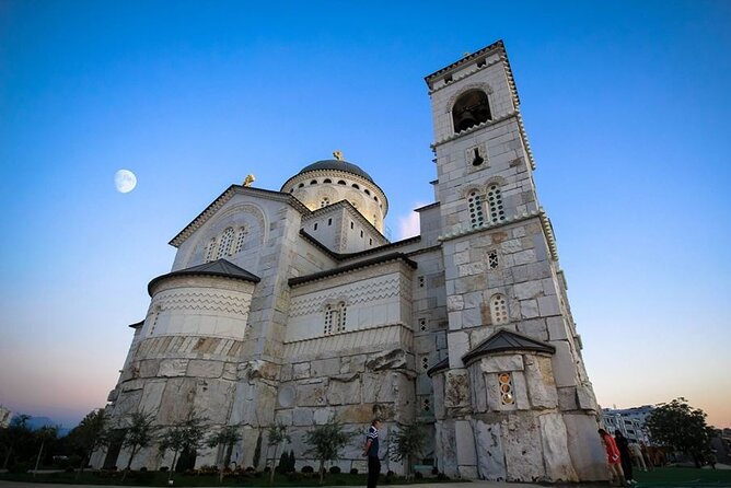 ALBANIA tour - Rozafa, Skadar lake, Niagara waterfalls, Shkodra - Shkodër walking time: using your hours wisely