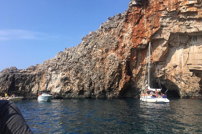 Aphrodisiac Boat tour and Blue Cave swimming - What to pack and how to enjoy the cave and island stops