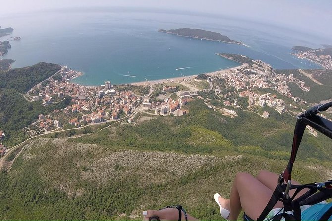 Bečići Standard Paragliding Montenegro /All-inclusive - In the air: calm gliding, a guided view, and possible extra fun