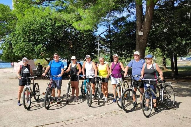 Bike & hike tour - Starting in Donji Stoliv, where sea winds set the mood