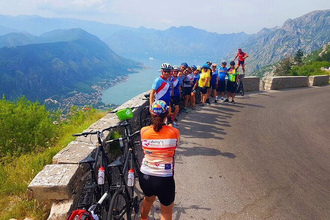 Bike tour - Panoramic downhill from Njeguši and Kotor serpentines - Horizont Bar Break: Coffee or Drink Included