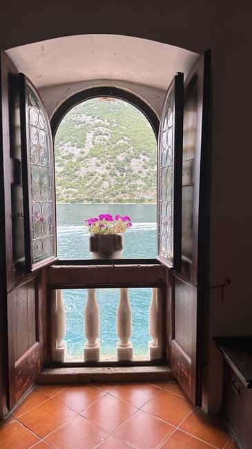 Blue Bay: Discover Kotor and Perast - Kotor: medieval streets, exact centuries, and walkable scale