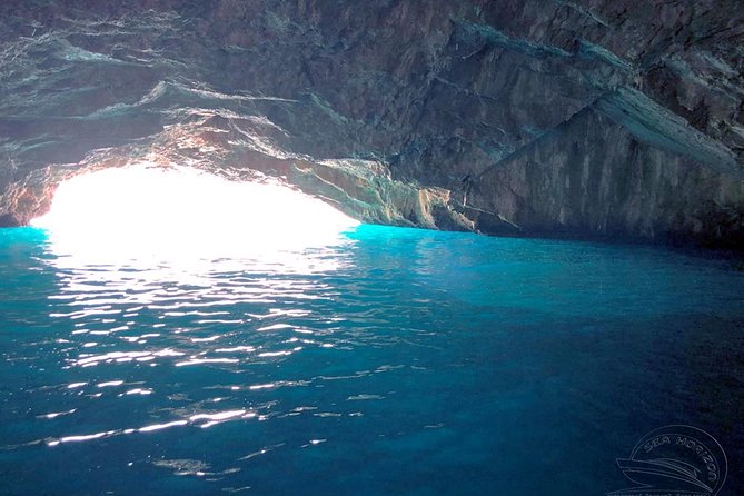 Blue Cave & Lady of the Rocks 3 hrs private tour (up to 5 pax) - Verige, Chains, and the Geographically Perfect Bottleneck