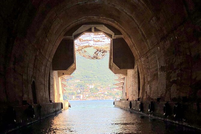 Blue Cave & Lady of the Rocks 3 hrs private tour (up to 8 pax) - Baroque Perast: the UNESCO waterfront, Venetian Gothic buildings, and St Nicholas