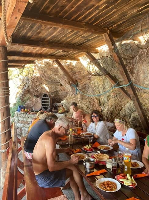 Budva: Hidden paradise tour with snorkeling and lunch - Paradise beach time: sunbeds, water breaks, and a sane pacing plan