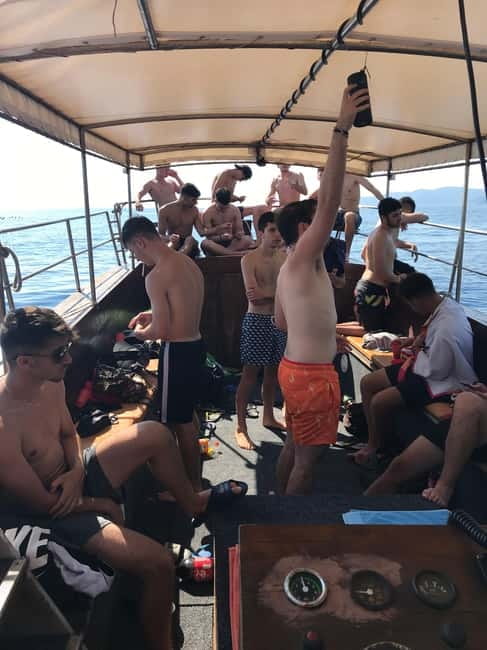 Budva: Mariolo Boat Tours - 3.5 hours panoramic tour - Entering Budva Bay from the MARIOLO boat