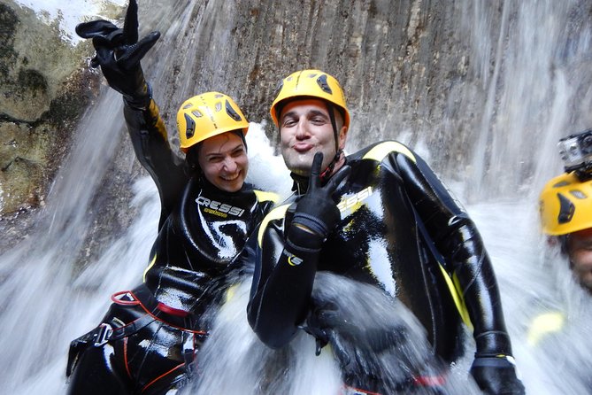 Canyoning in Nevidio Canyon - Why the food plan matters: breakfast, lunch, and real mid-run energy