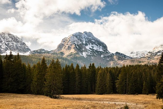 Durmitor Ring Tour - Stop 2: Piva Canyon photo break with an included ticket
