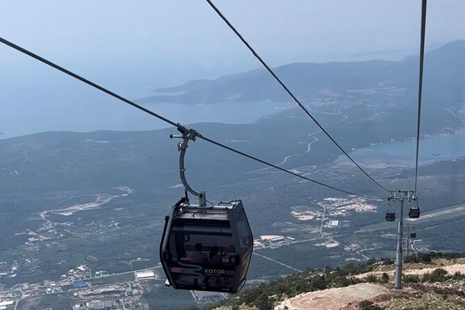 Express Cable Car ascent & 25Turns Epic Bike Descent. - Key things to know before you go