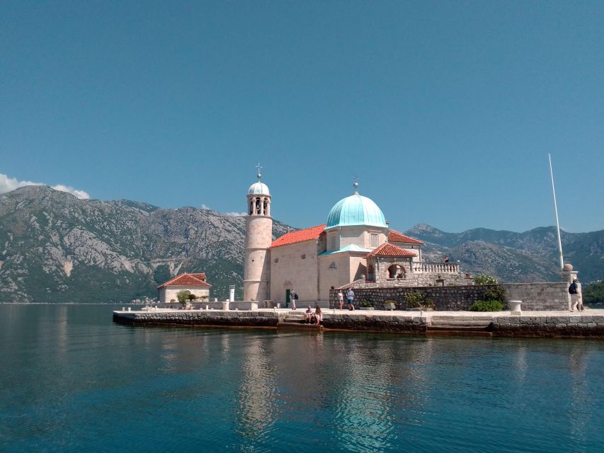 From Dubrovnik: Full-Day Group Tour of Montenegro Coast - Perast: the quick history stop that sets up the bay
