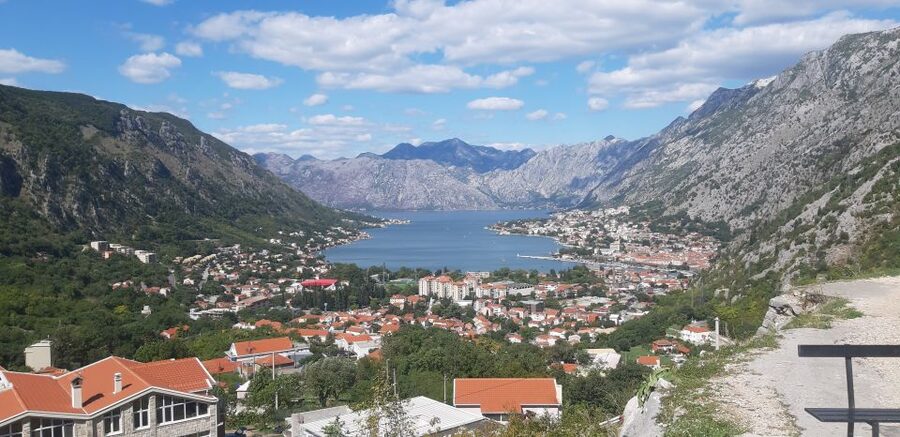 From Dubrovnik: Perast, Kotor & Budva Small-Group Day Trip - Small-Group Comfort and Guides Who Keep the Day Fun