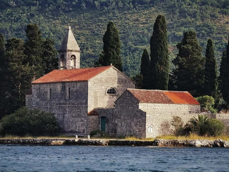 ★From Kotor: Relaxing Boat Tour to Perast & Lady of the Rock - Tips to get the most from the islet walk and the Perast stroll