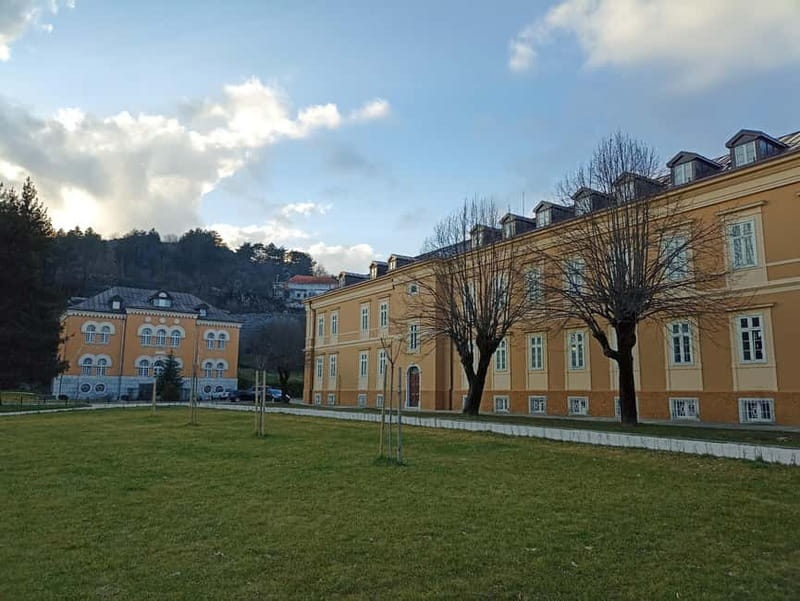 From Podgorica: Rijeka Crnojevica & Cetinje- History&Nature - Who this private Rijeka Crnojevića and Cetinje tour suits best