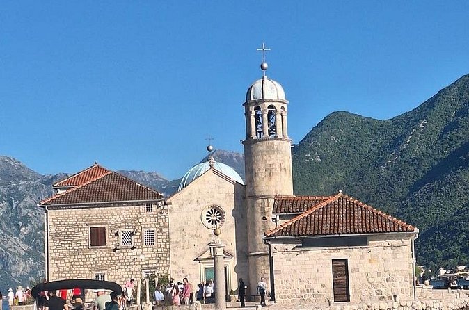 Group Tour to Blue cave/ Lady of the Rocks from Kotor - What Makes This Tour Feel Safe and Smooth