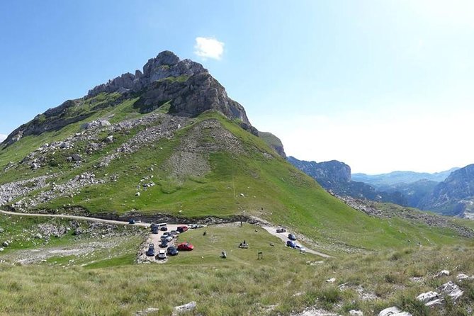 Jeep tour in National park Durmitor - Descending Into the Sušica Canyon and Sušica Lake