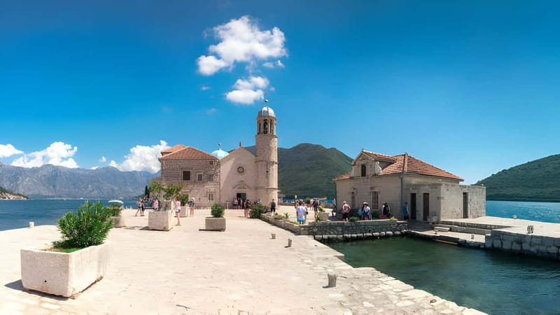 Kotor: Cable Car, Perast, Our Lady of the Rocks Private Tour - Perast in 80 Minutes: Baroque Waterfront Views and Personal Time