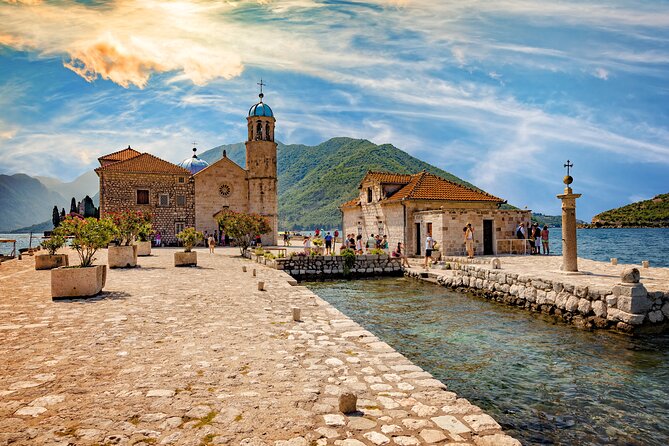 Kotor Fast-Track: Perast Old Town & Our Lady of the Rocks - Where to meet and how early to show up