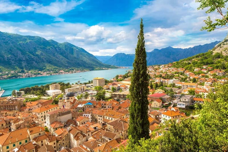 Kotor & Perast: Guided Day Trip From Dubrovnik - Key things you’ll notice right away