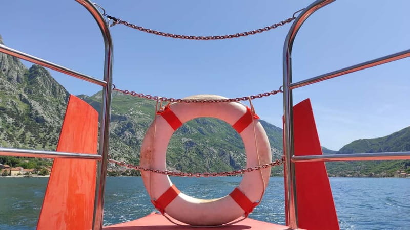 Kotor: Red Semi-Submarine Family Tour With Underwater Cabin - Marine life viewing tips, so you do not miss the best chances