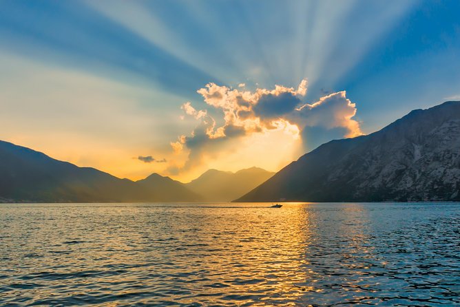 Kotor Red Semi-Submarine Tour: Underwater Cabin Family Adventure - The Big Reality Check: When Underwater Visibility Is Poor
