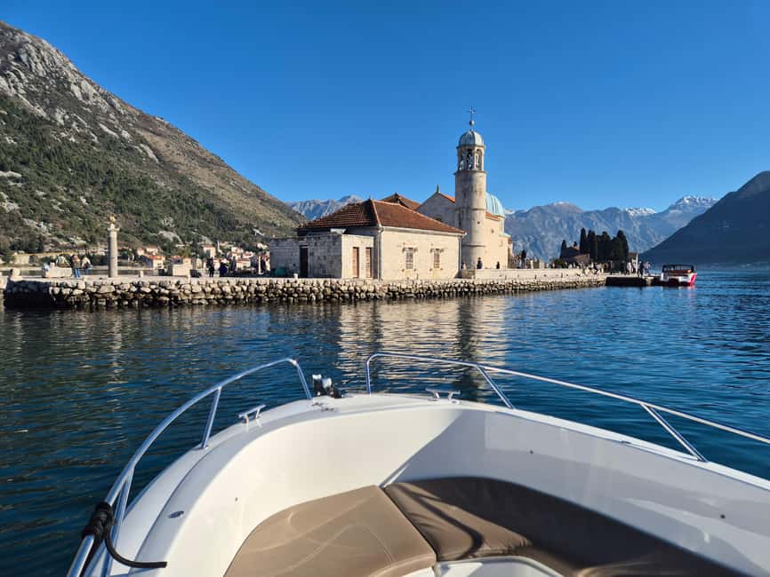 Kotor: Speedboat Tour to Perast and Our Lady of the Rocks - Finding the meeting point near Park Slobode