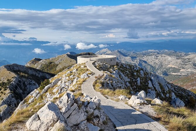 Lovćen with E-bike Serpentine Road to Kotor Cable Car - Njegusi village and the taste stops for prosciutto, cheese, rakija