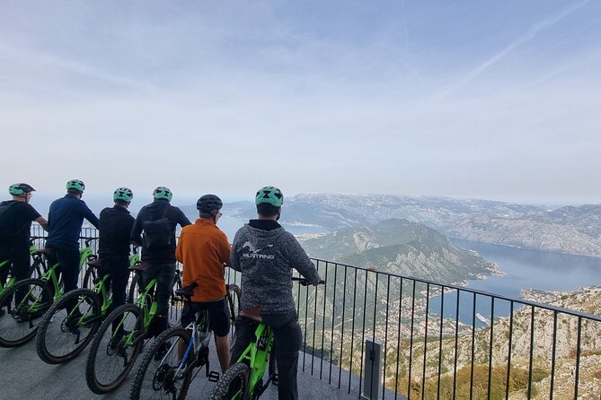 Lovćen with E-bike Serpentine Road to Kotor Cable Car - The 25-serpentine road: why this descent is the star
