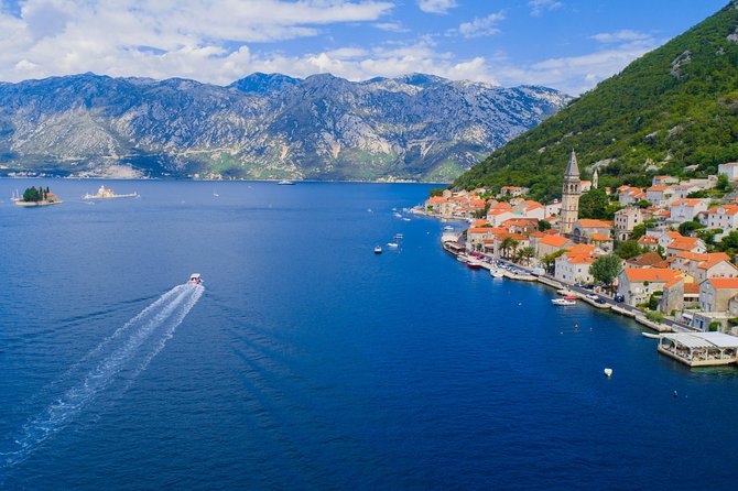 Montenegro coast- Tivat, Kotor and Budva (suggested for cruise ship travelers) - Driver vs Guide: What to Expect From the Help You Receive