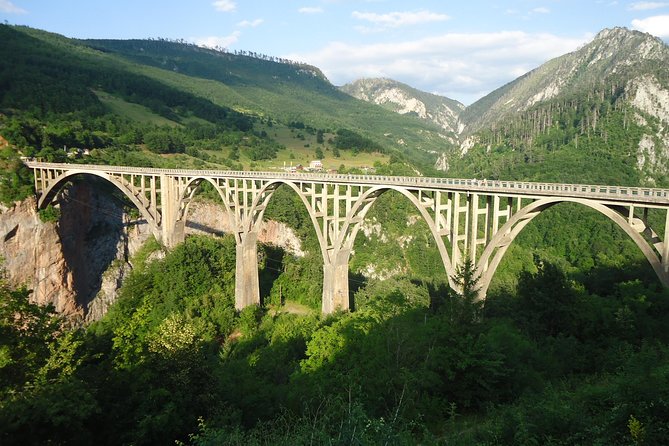 Moraca, Tara & Piva canyons with Durmitor national park - Tara River Canyon: Photo Pull-Offs Plus Real Breathing Room