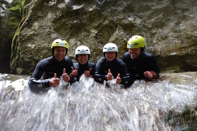 Nevidio Canyoning - Zabljak pickup and getting to the canyon without stress