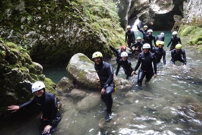 Nevidio Canyoning - Lunch and the waterproof photo/video payoff