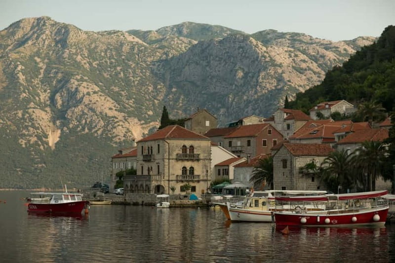 Perast Kotor Bay: boat ride to Our lady of the Rocks & back - Organization, Guides, and the Small-Group Advantage