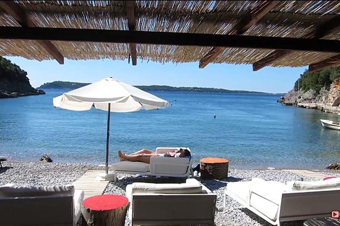 Private Blue Cave tour with a beach stop - 4h30min duration - Private boat logistics: why the schedule can feel both perfect and slightly fragile