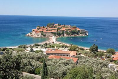 Private Full-Day Tour -Kotor tour, Saint Stefan & NP Skadar Lake