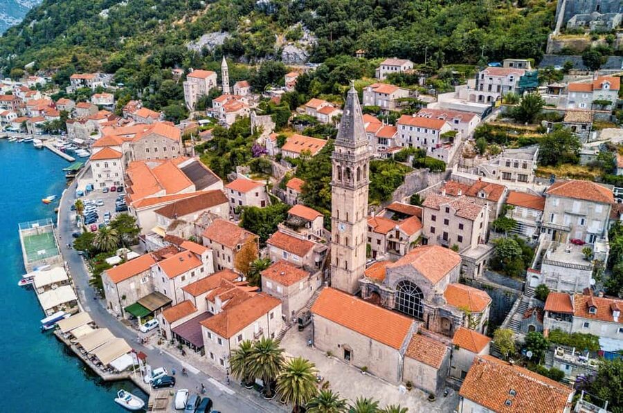 Private Full Day Trip Montenegro from Dubrovnik - A comfortable pickup that sets the tone for Montenegro