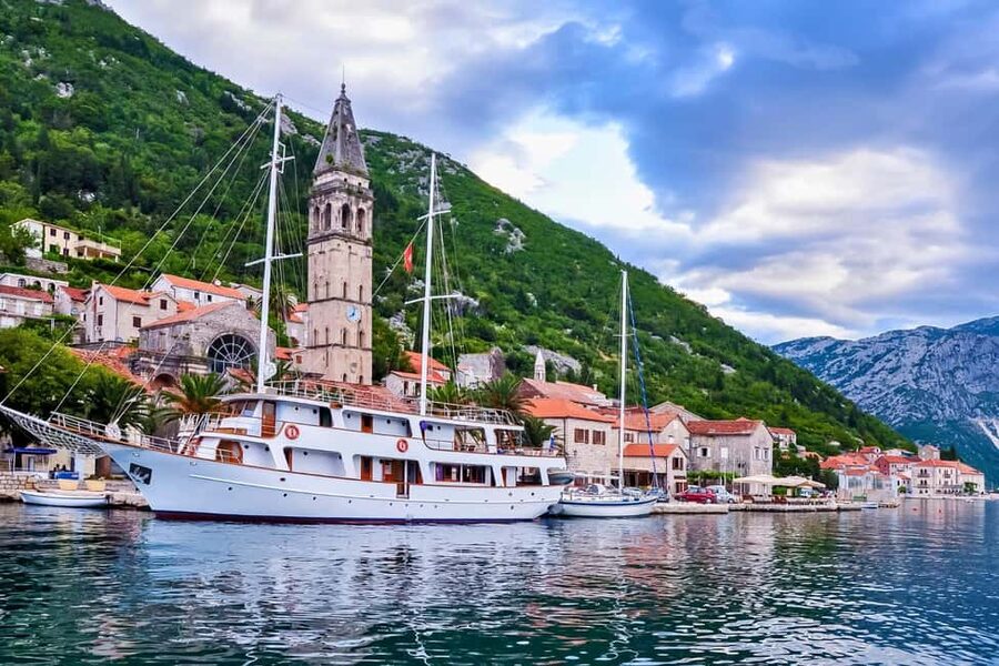Private Full Day Trip Montenegro from Dubrovnik - Our Lady of the Rocks: the 30-minute stop you can build on