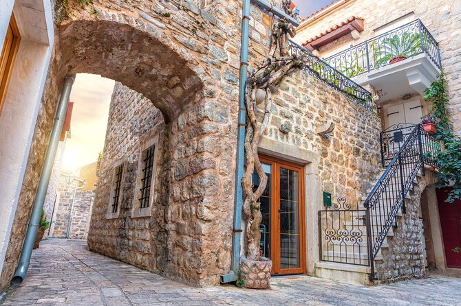 Private Guided Tour in Budva Sveti Stefan - The Guide Factor: Why Marko’s Style Matters