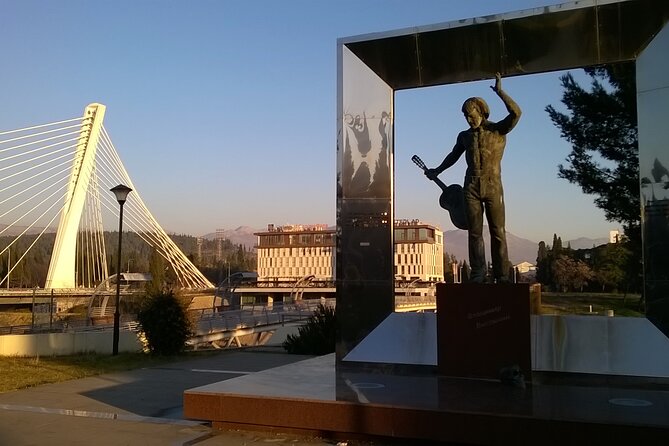 Private half day tour -Podgorica with its surroundinggs - Inside Saborni Hram Hristovog Vaskrsenja: Scale, Color, and Detail