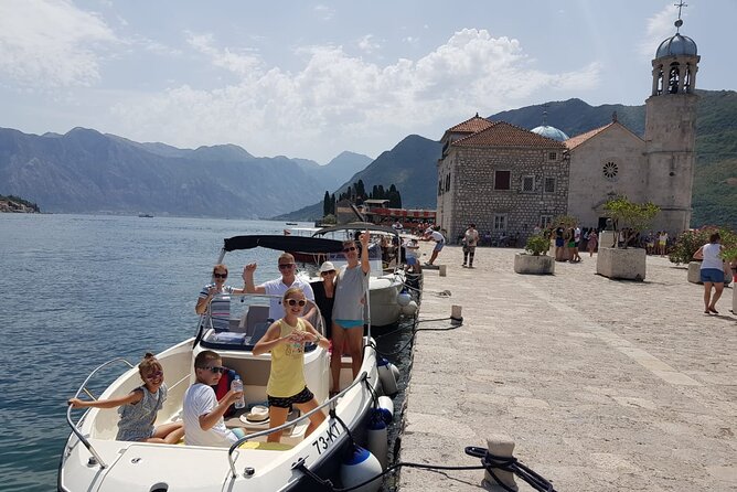 Private Our Lady of the Rocks and Perast Tour - Perast Old Town: Baroque Streets, Free Admission, and Sunset-Friendly Pace