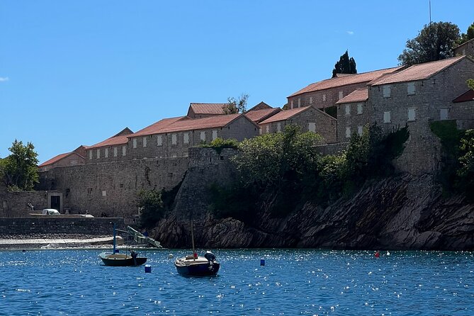 Private Sightseeing Tour in the Coastal Towns of Adriatic Sea - Private transport and the value of a licensed guide