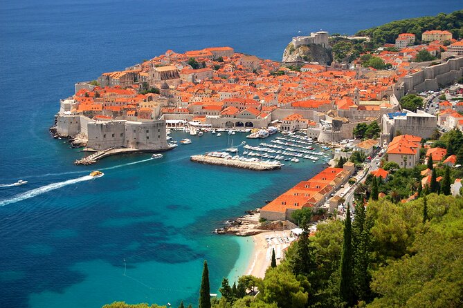Private Tour From Montenegro: Dubrovnik - Pearl of The Adriatic - The drive from Montenegro to Dubrovnik, plus that essential viewpoint