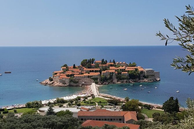 Private Transfer from Budva to Podgorica Airport and city - Why a private Budva to Podgorica Airport transfer is worth it