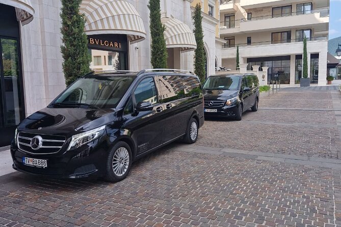 Private transfer from Herceg Novi to Dubrovnik airport - Private ride details: flat fee, mobile ticket, and an English driver