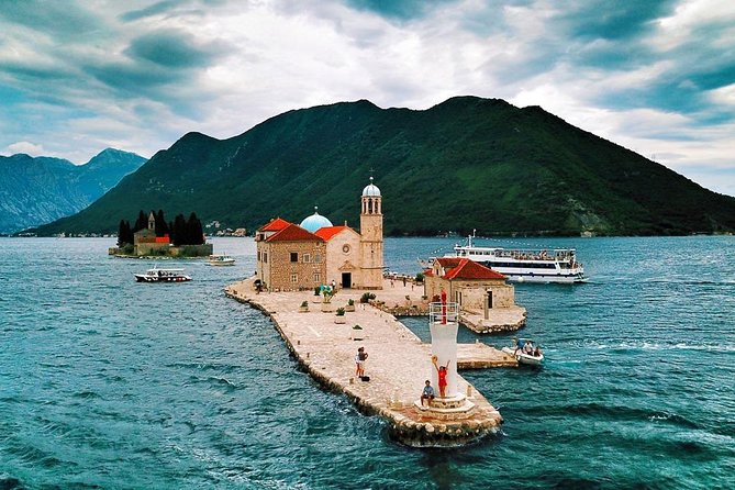 Private Transfer from Tivat airport to Perast - Who This Transfer Suits Best