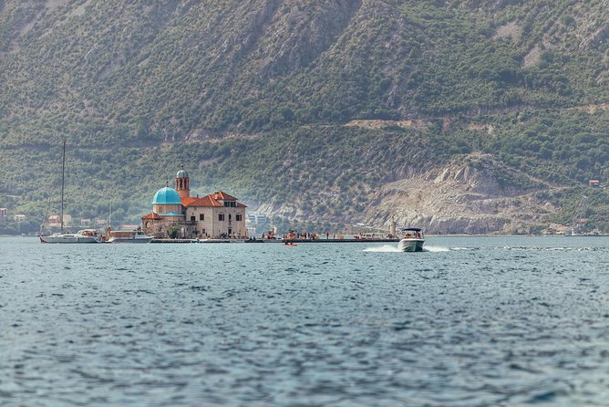 Rent a Boat from Herceg Novi (8 hours) (1-10 passengers) - Food options: optional restaurant reservations that can save time