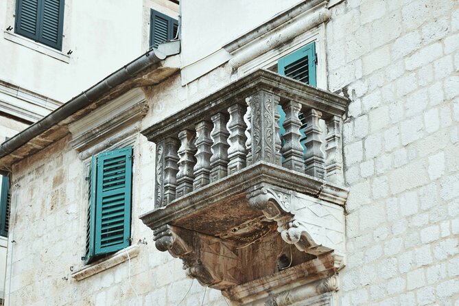 Self Guided Stroll Through Old Town of Kotor - Optional St John Fortress trek, and what to watch for