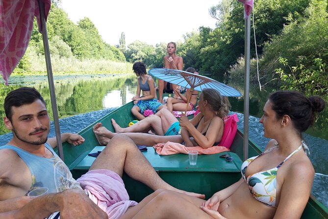 Skadar lake boat ride through "Montenegrin Amazon", wine tasting & Niagara falls - Waterfall Niagara: The Small Version and the Summer Reality
