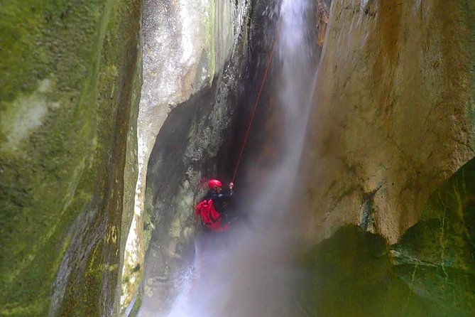 Skurda canyon - Meet the guides: what rescue training brings to your day