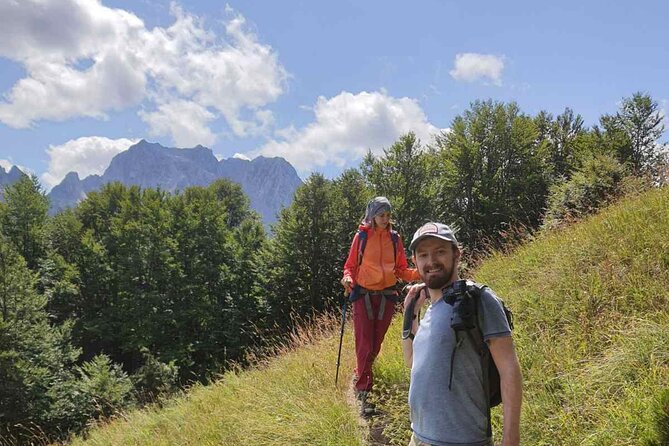 Sunset walking in NP Skadar lake from Podgorica - How your private guide changes the experience